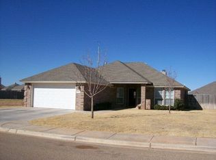 622 N 7th St, Wolfforth, TX 79382