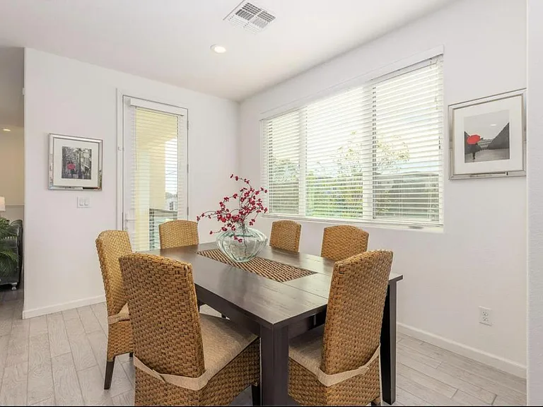 5649 Dublin Blvd — Photo 5