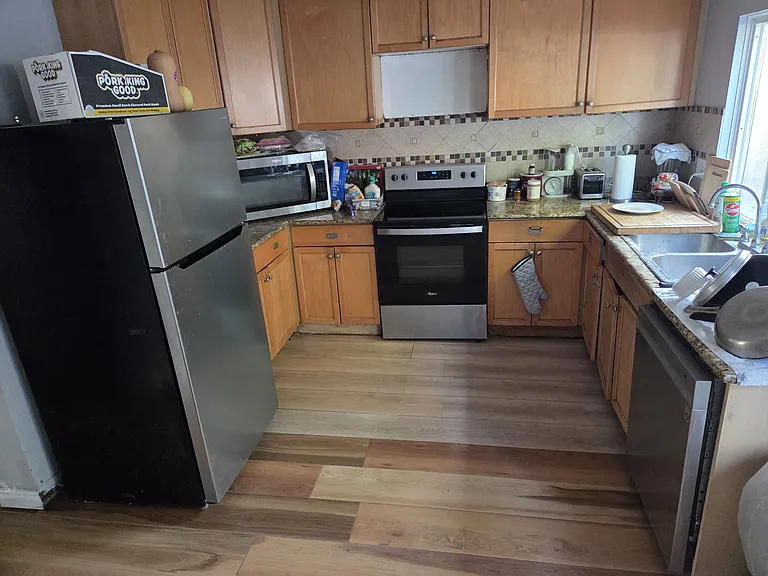 1111 S 41st St — Photo 3