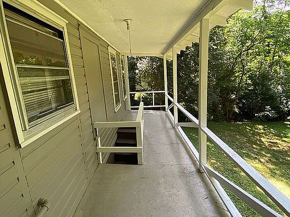 2nd image of 406 S Yates St