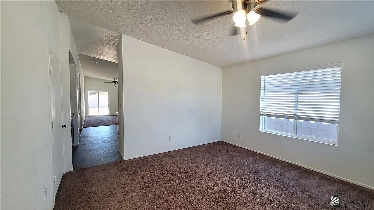 4 bed, 2.0 bath, 1537 sqft, $1,700 — Photo 3