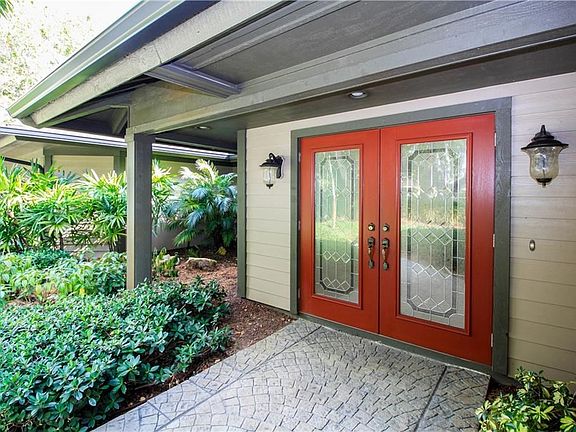 3rd image of 113 Hillcrest Dr