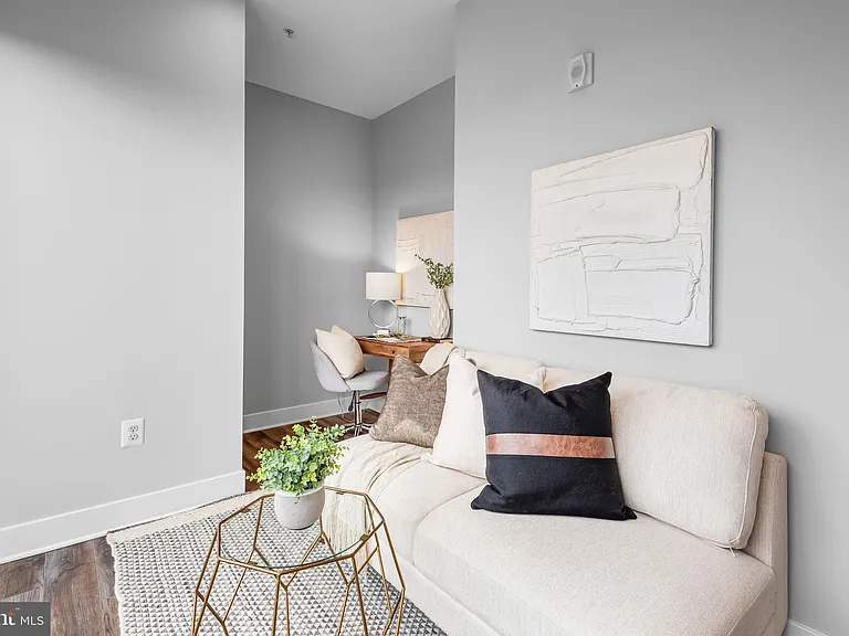 1311 13th St NW #Penthouse 602-2 — Photo 18