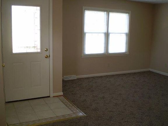 5th image of 501 Whispering Hills Dr #503