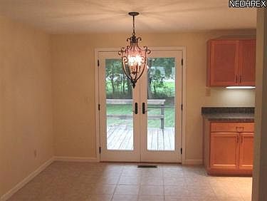 4th image of 604 Laurelwood Dr SE