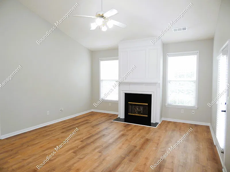 Villas at Pebble Creek Farm — Photo 4