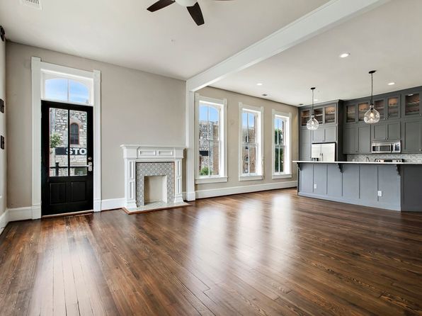 202 N Lbj Dr APT 202