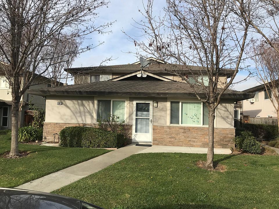 1st image of 1307 Scossa Ave Unit 4