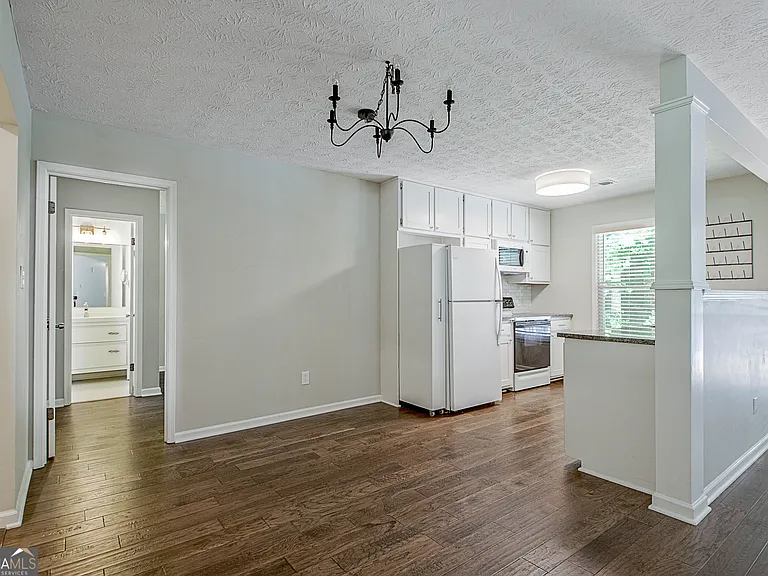 413 Deergrass Trl — Photo 12