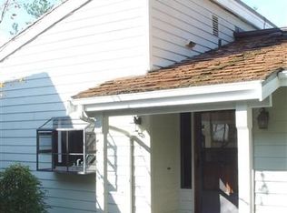 15000 Village Green Dr APT 11, Bothell, WA 98012