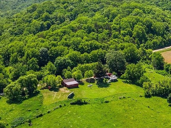 5th image of 2181 S Irish Hollow Rd