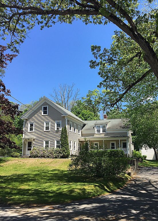 39 Cottage St, Medway, MA 02053 Zillow