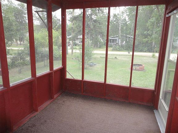 2nd image of 29 11th Ave