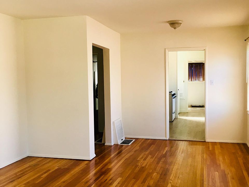 1st image of 1327 N Avenue 45