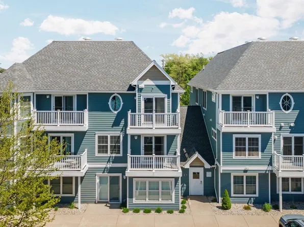 100 Hope St #209, Traverse City, MI 49686