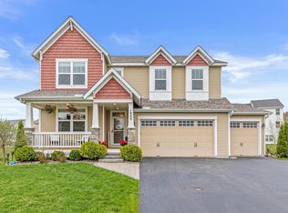 1868 Cedar Ct, Carver, MN 55315