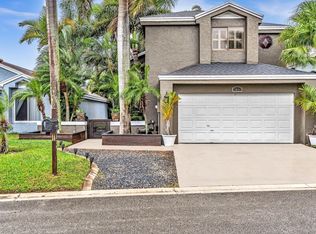 2041 NW 37th Ave, Coconut Creek, FL 33066