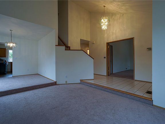 5th image of 12621 SE 307th St