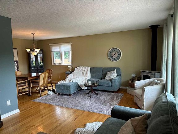 3rd image of 134 S Wiltshire Blvd