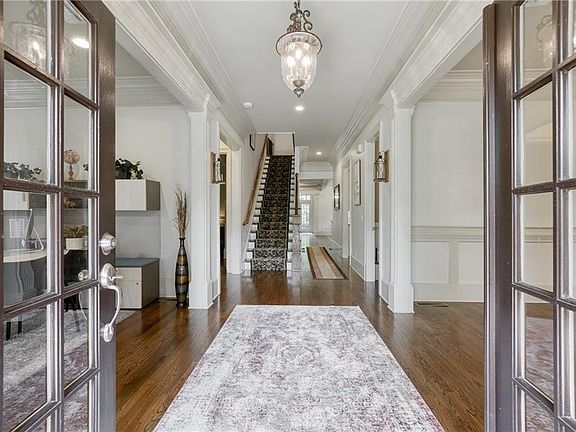 4th image of 1120 Lunsford Cir