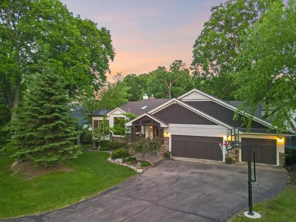 3115 Old County Rd, Wayzata, MN 55391