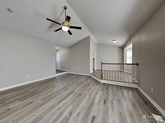 3rd image of 1453 Smokey Mountain Dr