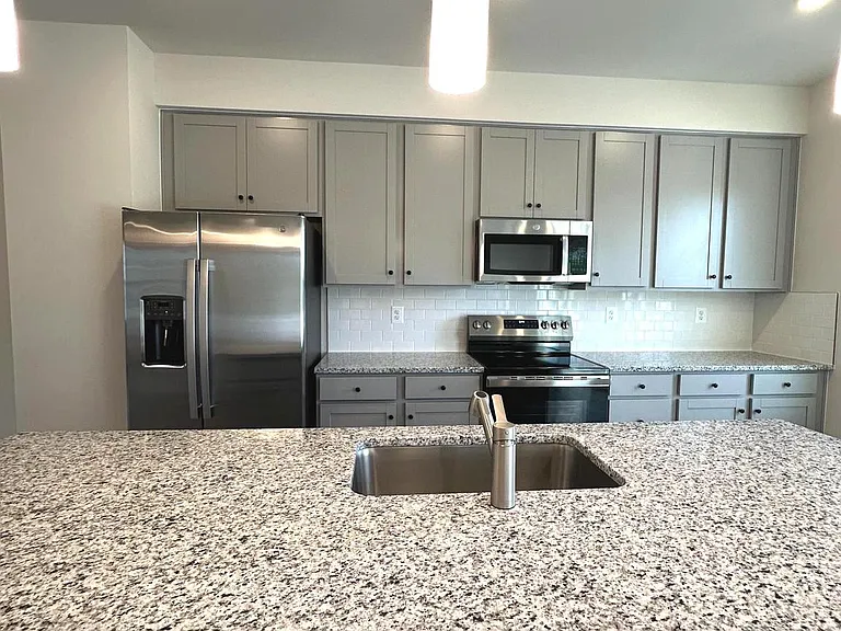 271 Swan Field Ave — Photo 16