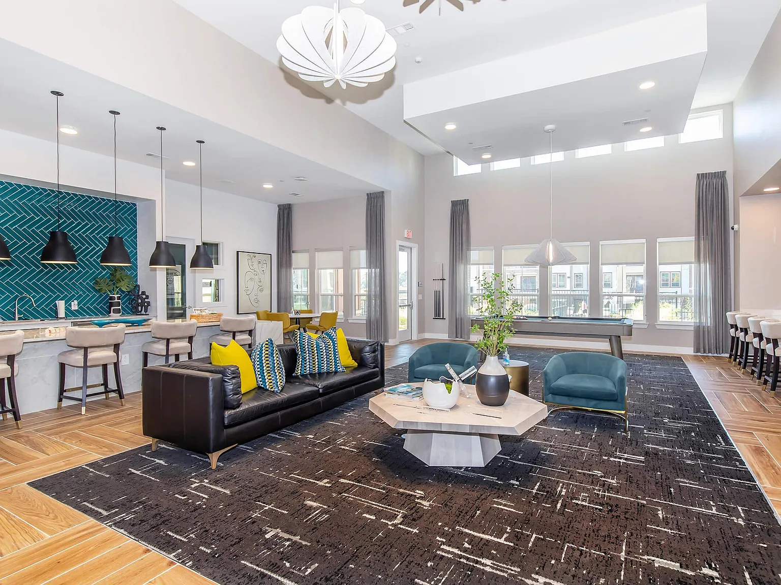 Spring Villas Apartments — Photo 3