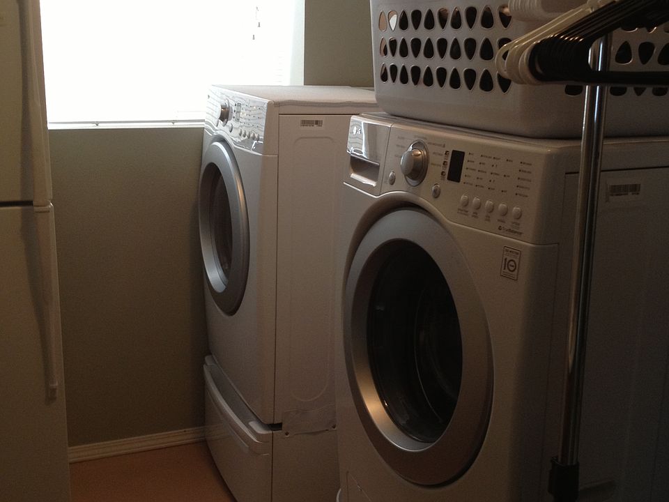 Has storage/folding area too