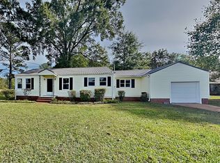 1633 Eastern Valley Rd, Bessemer, AL 35022