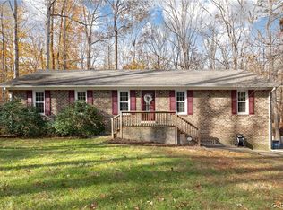 9600 Old Chestnut Dr, Midlothian, VA 23112