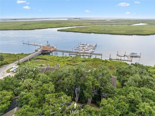 1104 Plantation Point Dr, Saint Simons Island, GA 31522