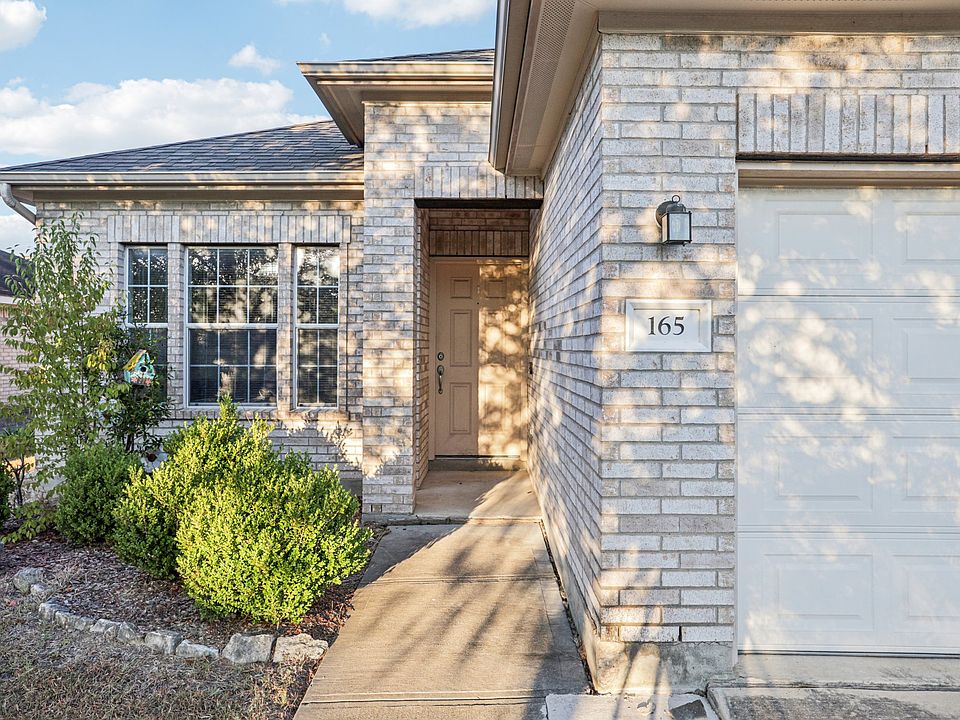 1st image of 165 Firwood N