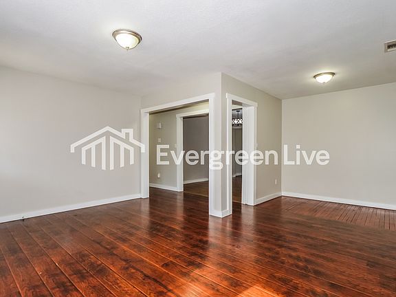 4th image of 3756 Philsdale Ave