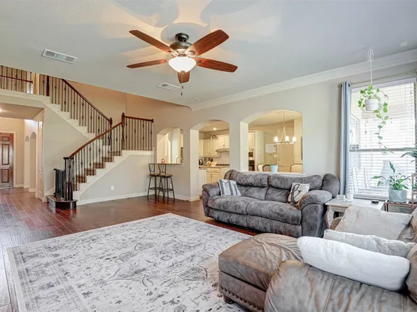 5013 Ellison Ct, Fort Worth, TX 76244