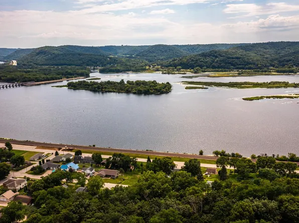 24686 2ND STREET, Trempealeau, WI 54661
