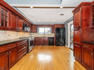 18 Brotherton Ave, Rockaway, NJ 07866
