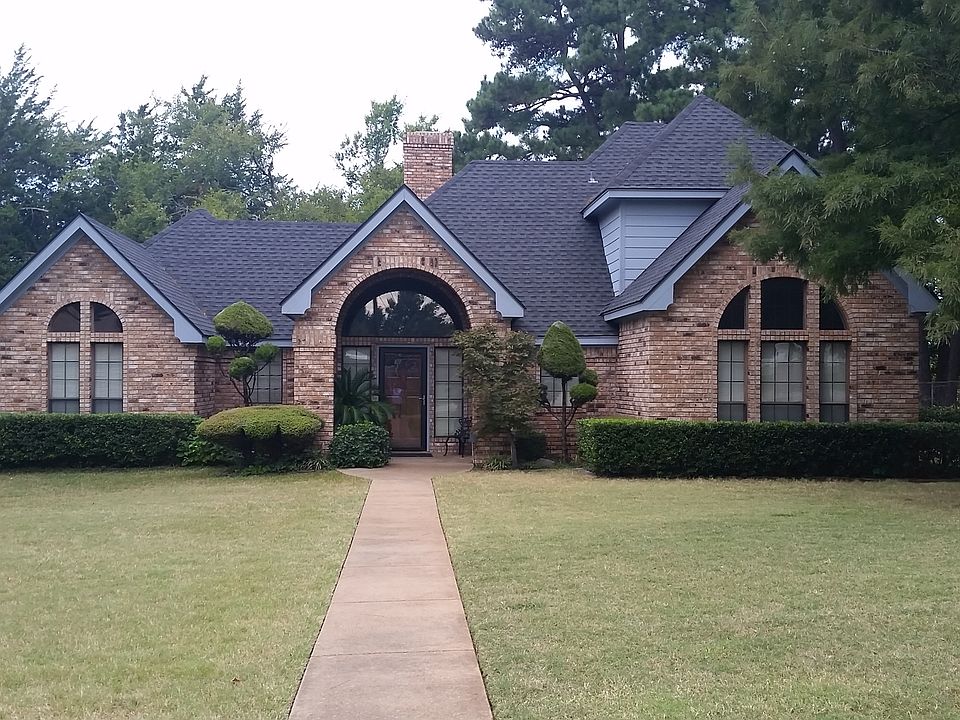 1st image of 875 Pine Valley Dr