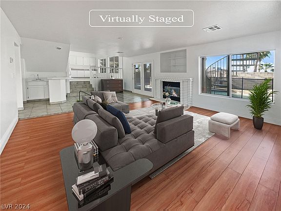 2nd image of 2804 Via Bel Mondo St