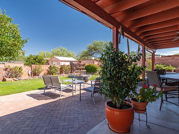 5th image of 2000 W Zarragoza Dr