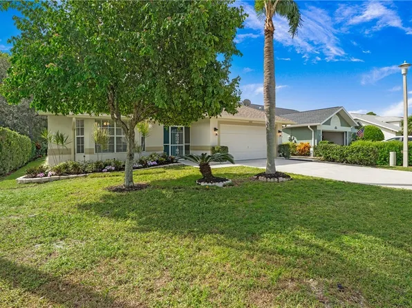 748 Belville Blvd, Naples, FL 34104