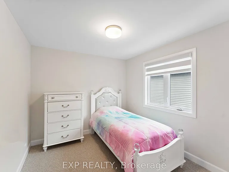 934 Clarkia St — Photo 9