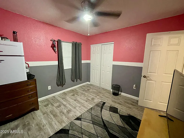1100 N Brown Ave — Photo 32