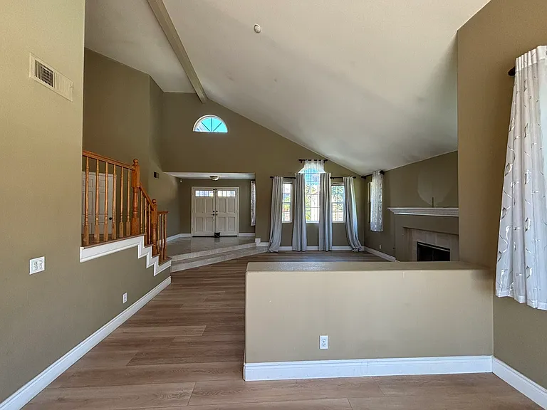 5530 Elderberry Ln — Photo 11