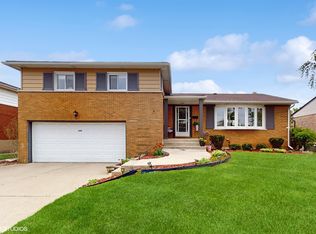 220 Division St, Melrose Park, IL