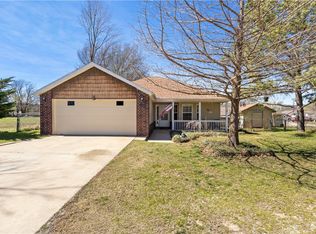 20797 Shady Ln, Springdale, AR 72764