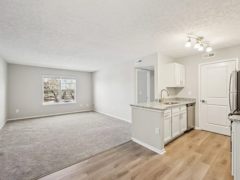 Greensview — Photo 72