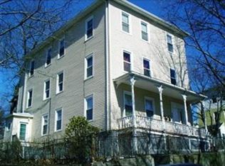 12 Maxwell St, Worcester, MA 01607