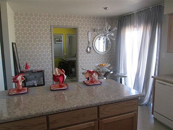 5th image of 3603 S Hinckley Dr