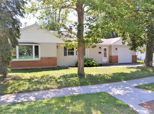 405 Allard St, De Pere, WI 54115